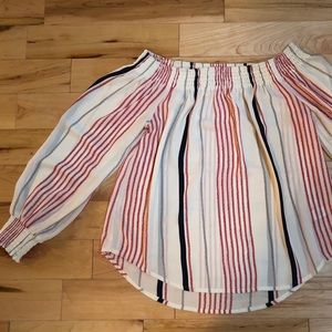 Express top! Super cute off-the-shoulder style. Lightweight breezy style. Size S